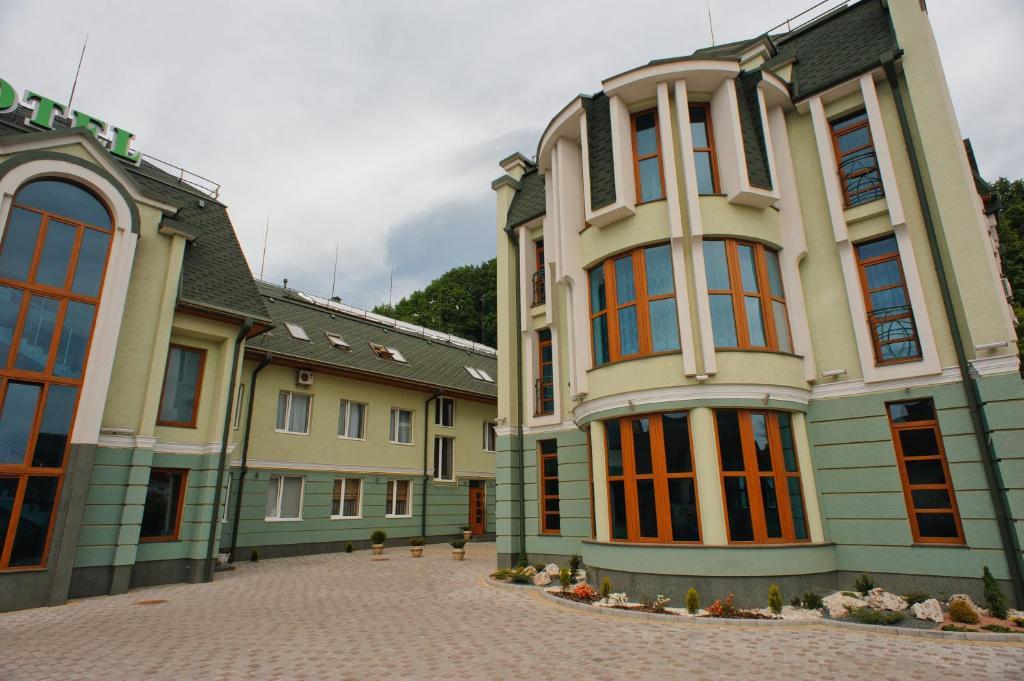 Karpaty Hotel Khoust Extérieur photo